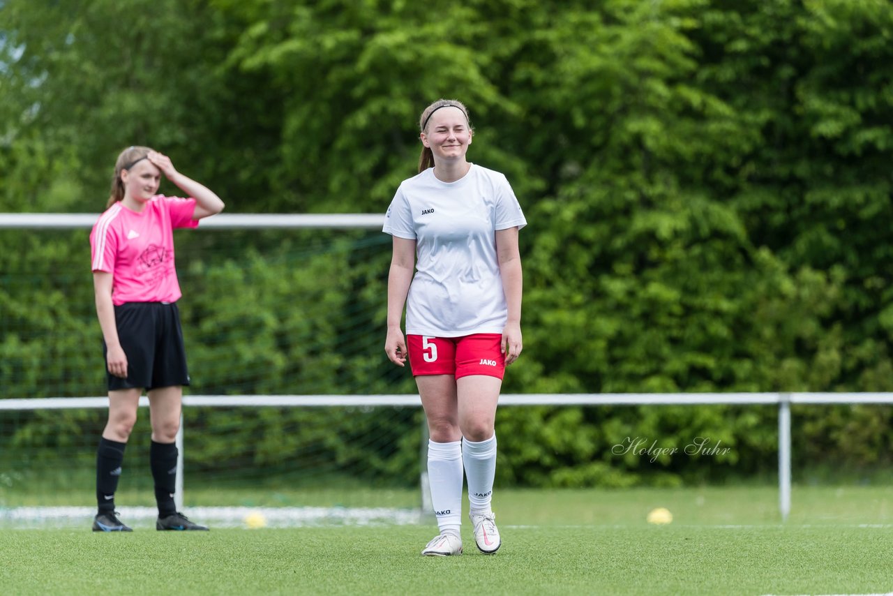 Bild 403 - wBJ SV Wahlstedt - SV Steinhorst/Labenz : Ergebnis: 0:1